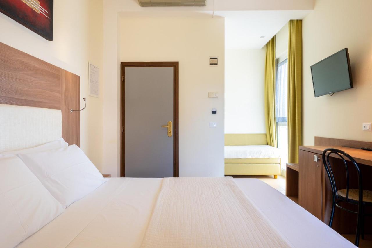 Hotel City Rimini Exterior photo